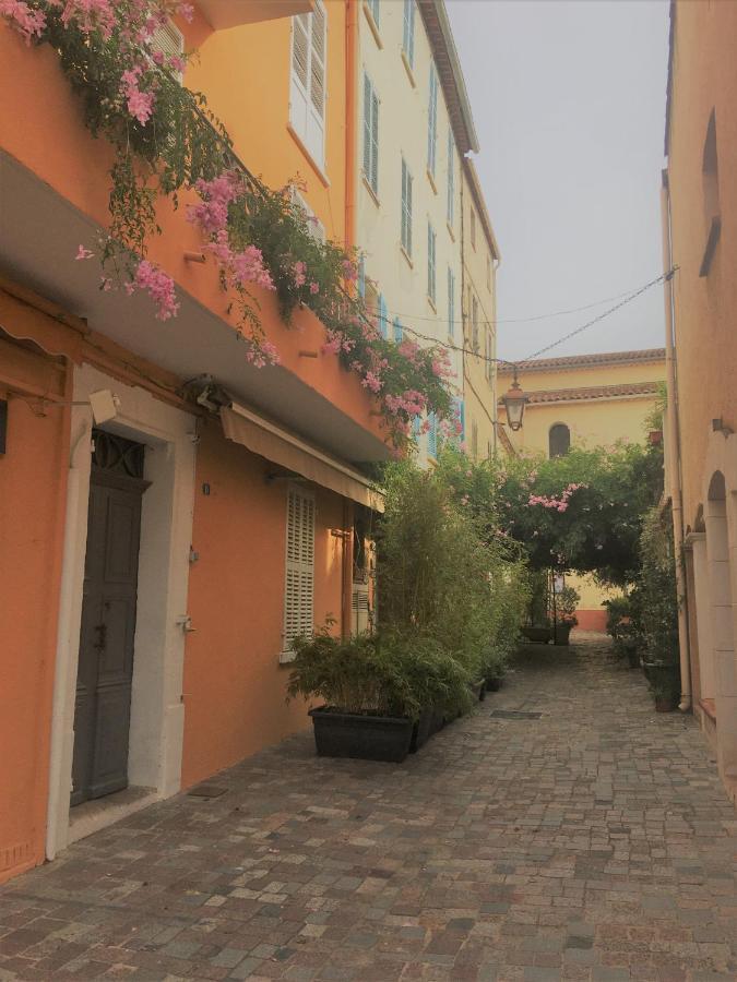 Appartamento Les 12 Sables Le Lavandou Esterno foto